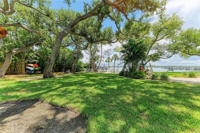 8625 MIDNIGHT PASS ROAD 208B, Sarasota, FL 34242