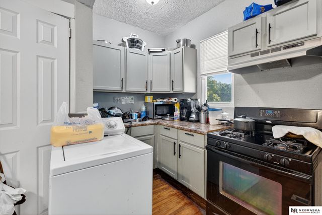 2439 Camden Avenue, Omaha, NE 68111