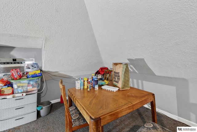 2439 Camden Avenue, Omaha, NE 68111