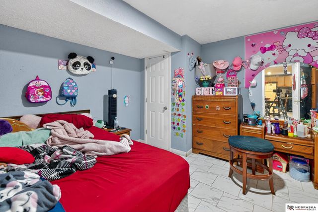 2439 Camden Avenue, Omaha, NE 68111