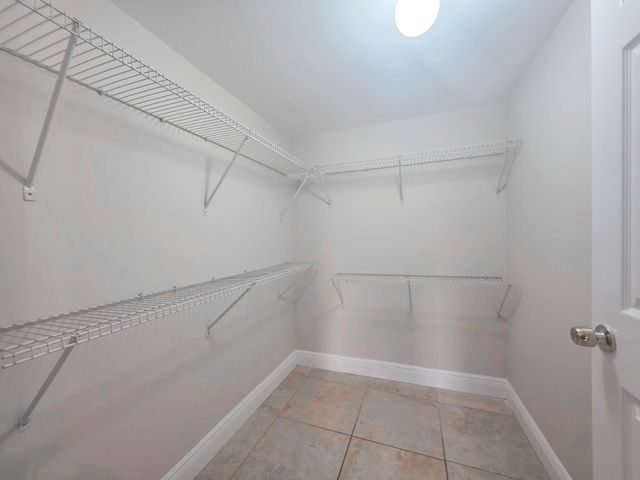 4785 SW 62ND Avenue 102, Davie, FL 33314