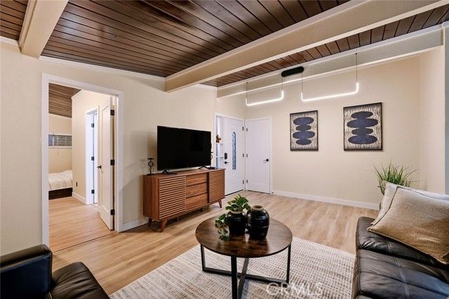 6250 Coldwater Canyon Avenue, North Hollywood (los Angeles), CA 91606