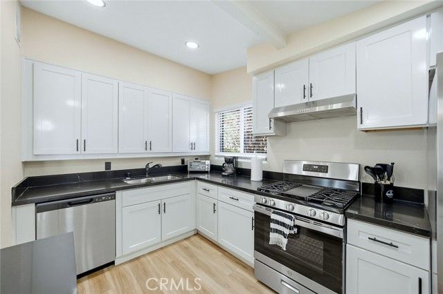 6250 Coldwater Canyon Avenue, North Hollywood (los Angeles), CA 91606