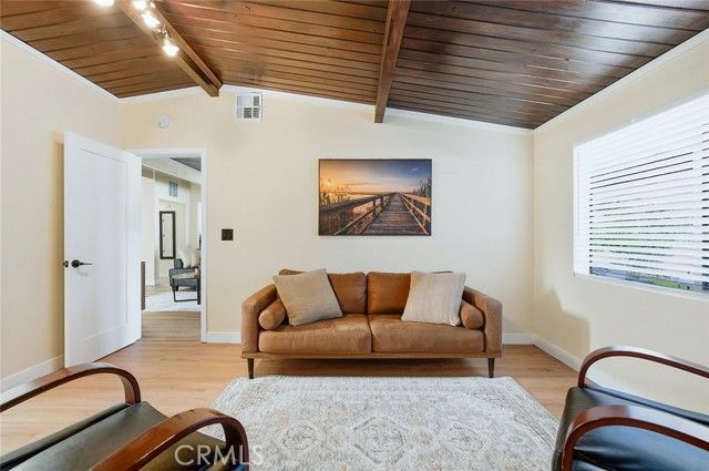 6250 Coldwater Canyon Avenue, North Hollywood (los Angeles), CA 91606