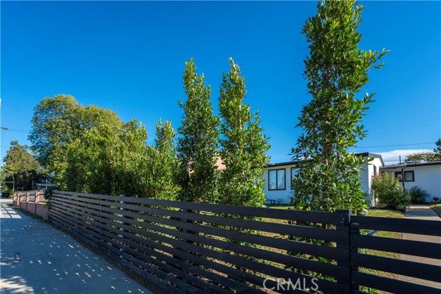 6250 Coldwater Canyon Avenue, North Hollywood (los Angeles), CA 91606