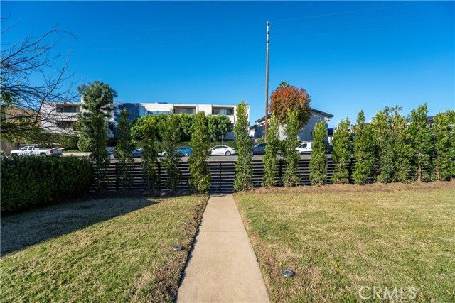 6250 Coldwater Canyon Avenue, North Hollywood (los Angeles), CA 91606