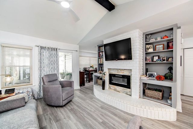 215 North French Quarter Drive, Houma, LA 70364