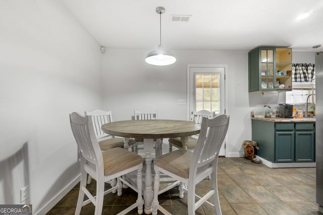 293 Summer Drive, Gay, GA 30218