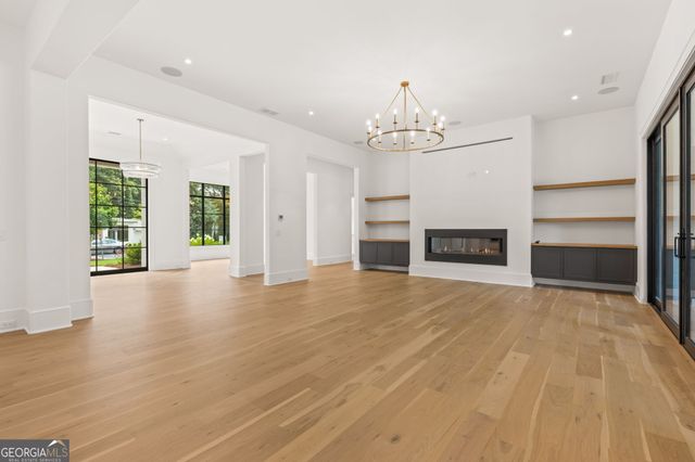 4550 Jolyn Place, Sandy Springs, GA 30342