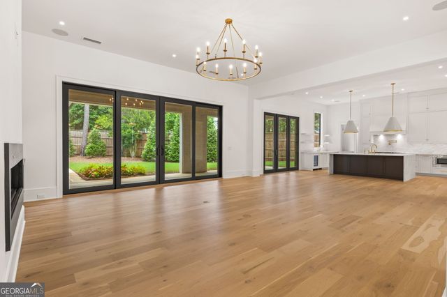 4550 Jolyn Place, Sandy Springs, GA 30342