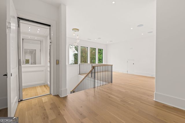 4550 Jolyn Place, Sandy Springs, GA 30342