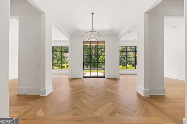 4550 Jolyn Place, Sandy Springs, GA 30342