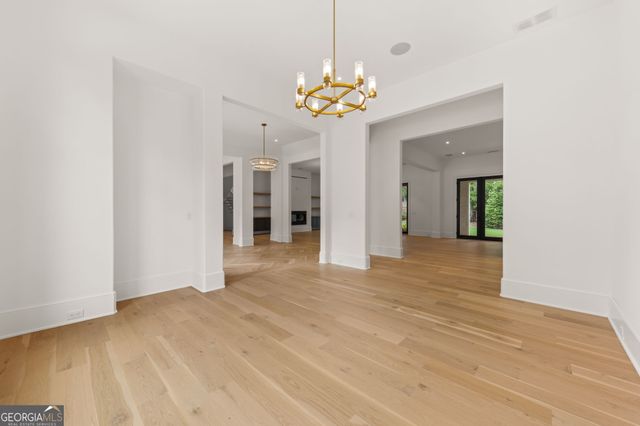 4550 Jolyn Place, Sandy Springs, GA 30342