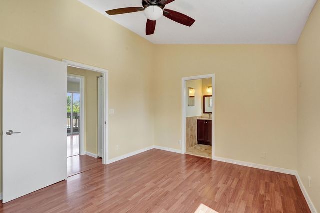 5425 Cleveland Road, Delray Beach, FL 33484