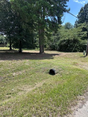 19 Pozos Lane, Conroe, TX 77303