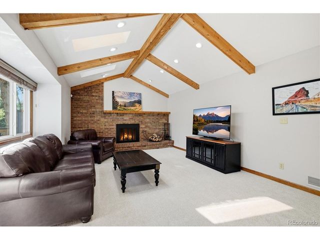 159 Willowleaf Dr, Littleton, CO 80127