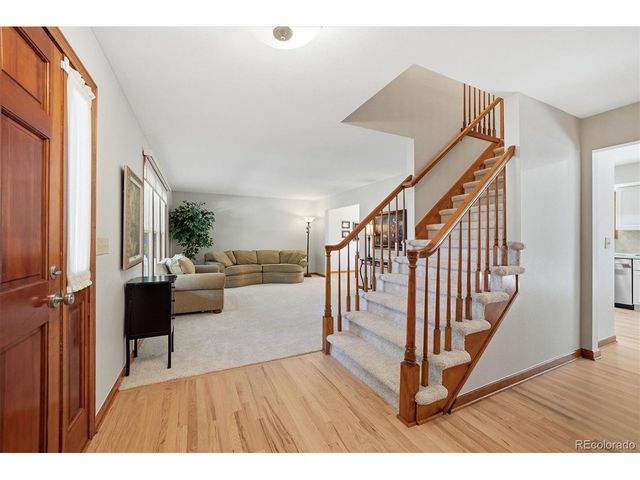 159 Willowleaf Dr, Littleton, CO 80127