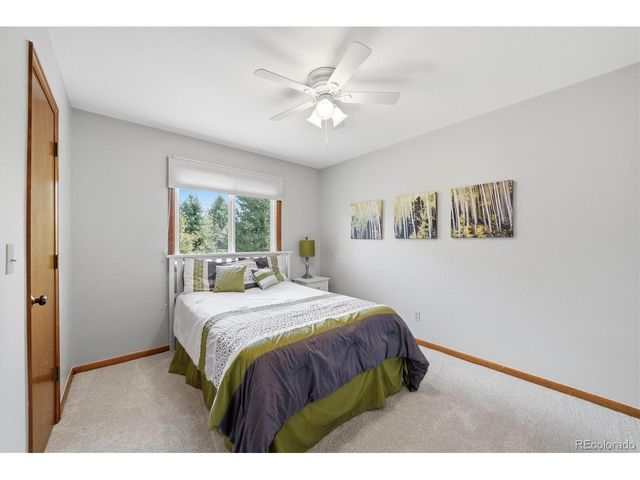 159 Willowleaf Dr, Littleton, CO 80127