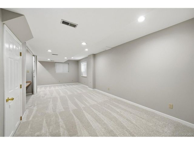 159 Willowleaf Dr, Littleton, CO 80127