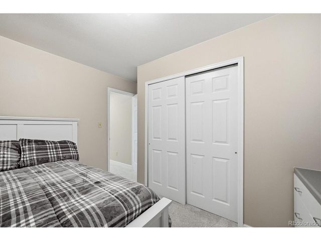 159 Willowleaf Dr, Littleton, CO 80127