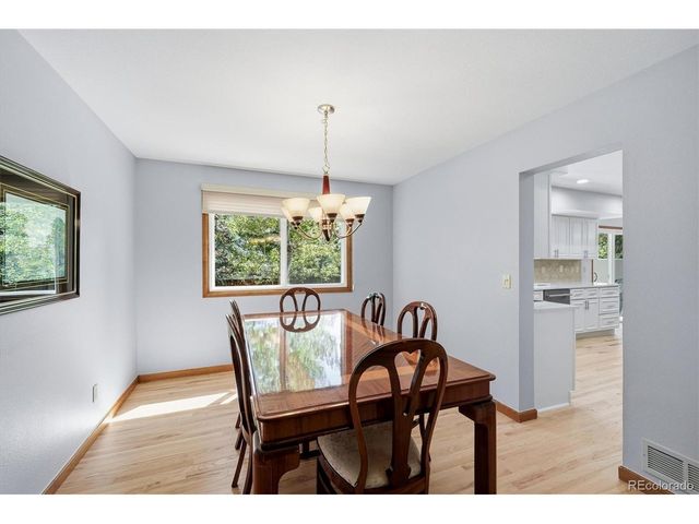 159 Willowleaf Dr, Littleton, CO 80127