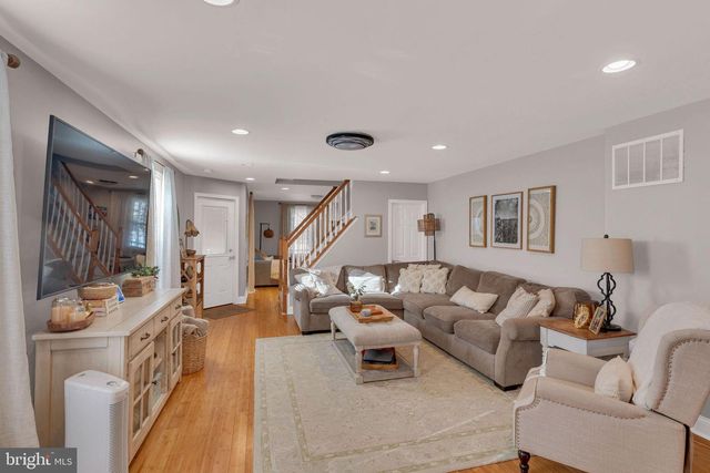 61 N HAMILTON ST, Doylestown, PA 18901