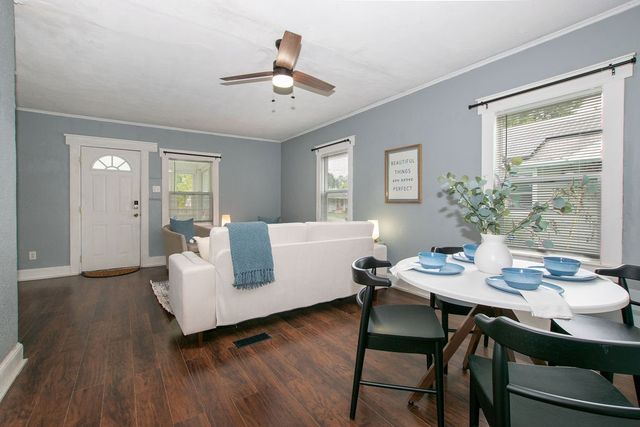 3203 Cambridge Street, Des Moines, IA 50313