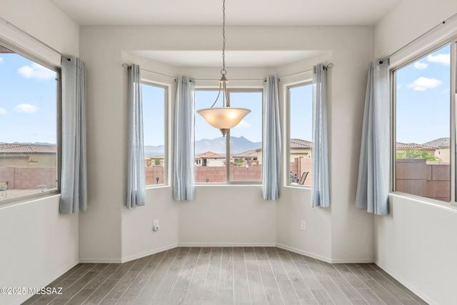 906 N Camino Cerro Morado, Green Valley, AZ 85614