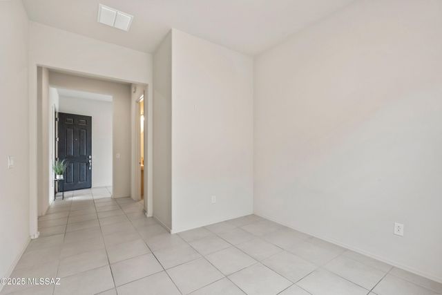 906 N Camino Cerro Morado, Green Valley, AZ 85614