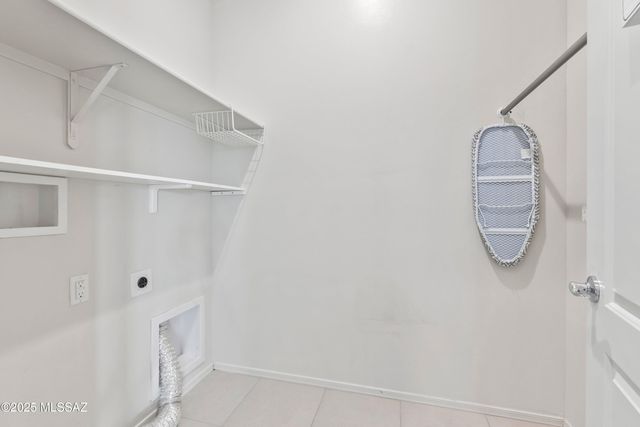 906 N Camino Cerro Morado, Green Valley, AZ 85614