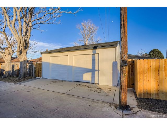 3505 Holly St, Denver, CO 80207