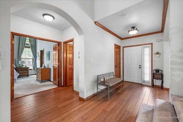 303 Torrington Drive, Bloomingdale, IL 60108