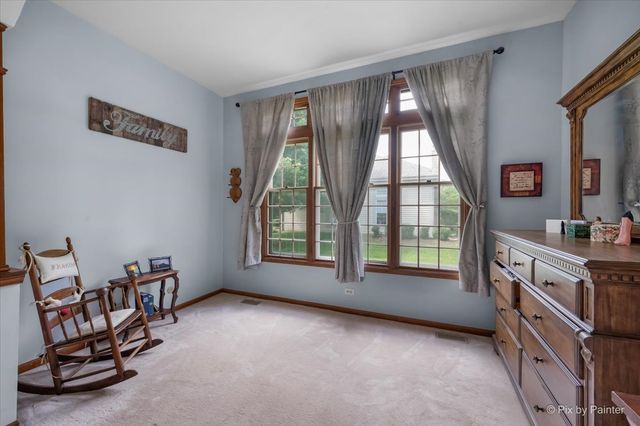 303 Torrington Drive, Bloomingdale, IL 60108