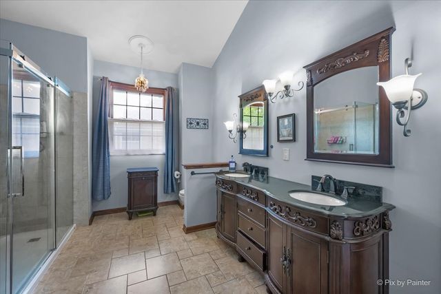 303 Torrington Drive, Bloomingdale, IL 60108