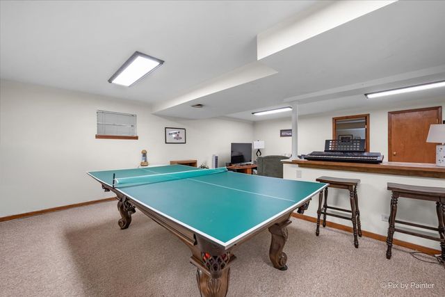 303 Torrington Drive, Bloomingdale, IL 60108