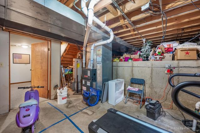 303 Torrington Drive, Bloomingdale, IL 60108
