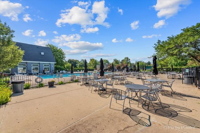 303 Torrington Drive, Bloomingdale, IL 60108