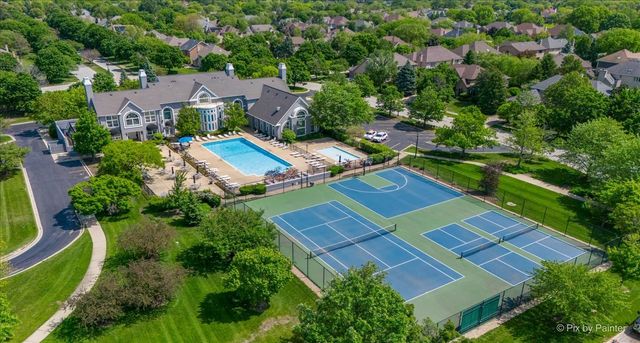 303 Torrington Drive, Bloomingdale, IL 60108