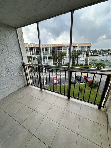 701 Three Islands Blvd 414, Hallandale Beach, FL 33009