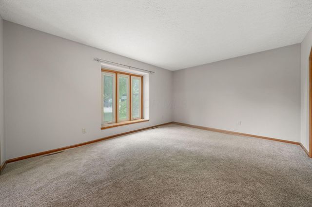 13042 Heatherstone Circle, Pickerington, OH 43147