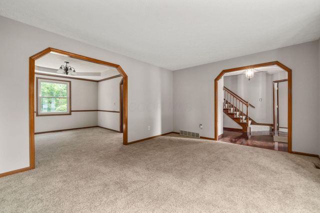 13042 Heatherstone Circle, Pickerington, OH 43147