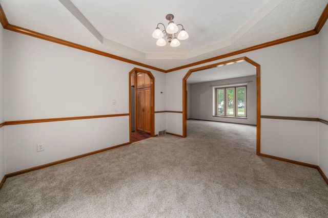 13042 Heatherstone Circle, Pickerington, OH 43147