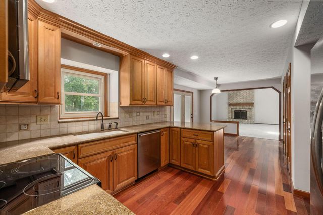 13042 Heatherstone Circle, Pickerington, OH 43147