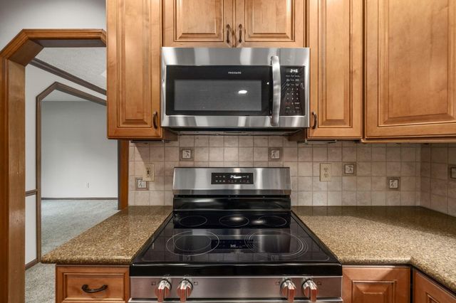 13042 Heatherstone Circle, Pickerington, OH 43147
