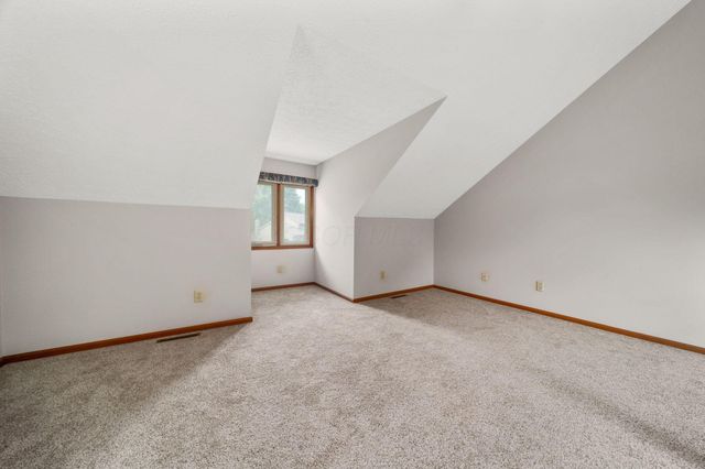 13042 Heatherstone Circle, Pickerington, OH 43147
