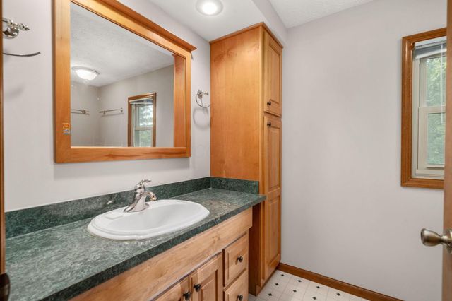 13042 Heatherstone Circle, Pickerington, OH 43147