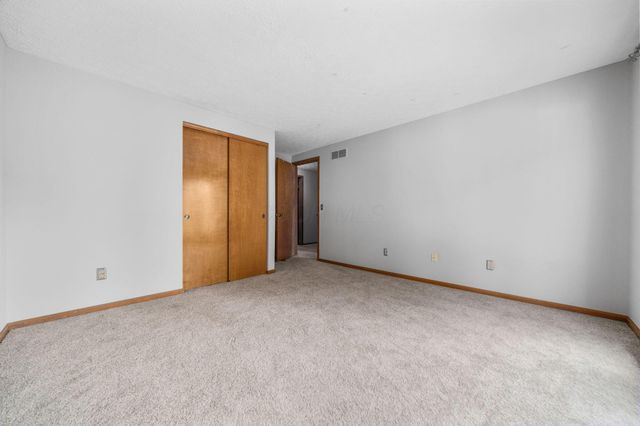 13042 Heatherstone Circle, Pickerington, OH 43147