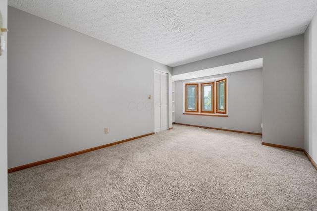 13042 Heatherstone Circle, Pickerington, OH 43147