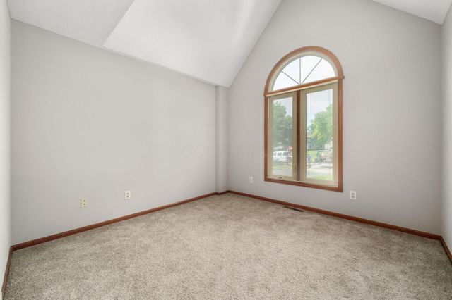 13042 Heatherstone Circle, Pickerington, OH 43147
