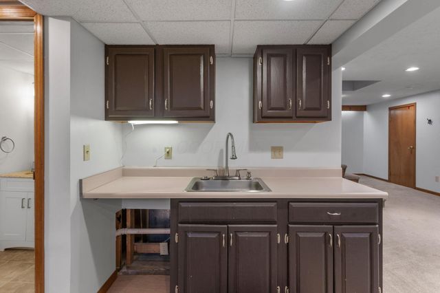 13042 Heatherstone Circle, Pickerington, OH 43147